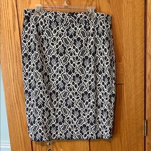 Halogen Blue and Cream Lace Pencil Skirt